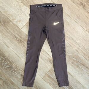 NWOT Nike Running Legging Medium